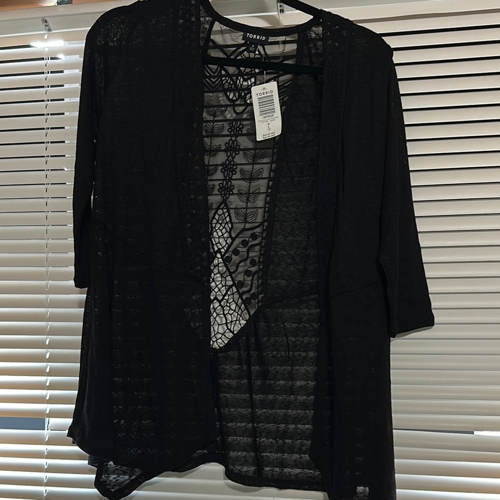 NWT Torrid Black Lace Cardigan size 0.